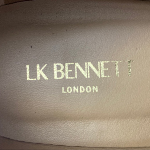 LK Bennett London Audrey Black Leather Kitten Heel Courts Size 6 - Picture 7 of 15